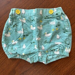 SOLD - Baby Boden duck corduroy bubble shorts